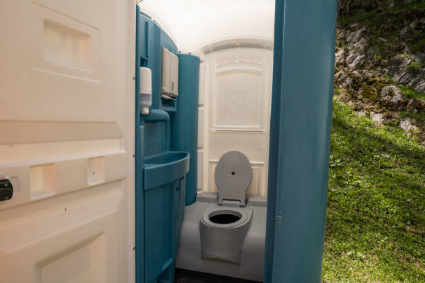 Portable Toilet Options We Offer in Tuckerman, AR